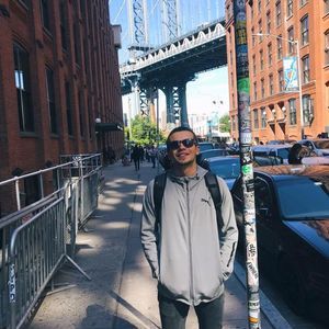 Meet your Posher, Enes